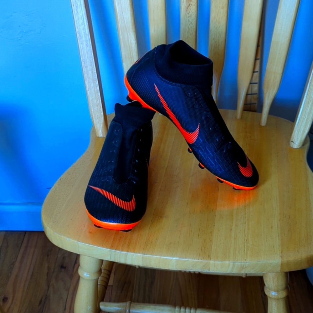 Nike Mercurial Superfly 6 Academy FG Soccer Cleats Size 9 (AH7362-081)